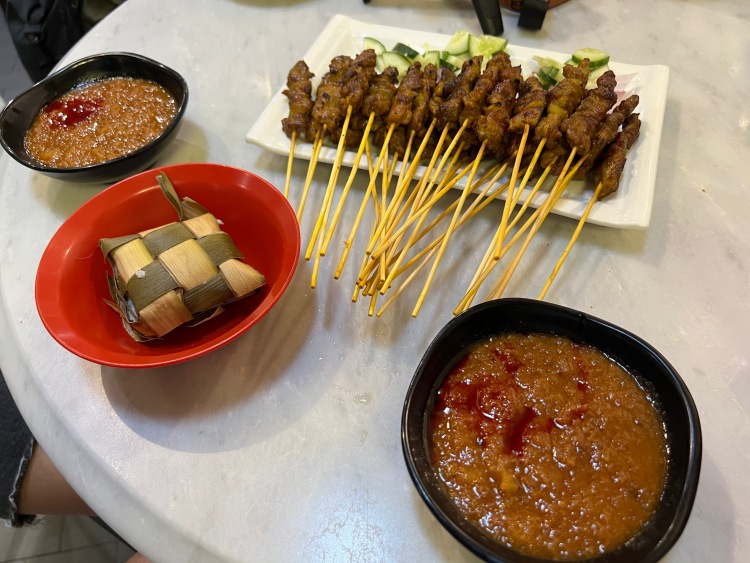 말라카의-사태맛집-치킨사태-한상